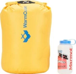 Marmot WarmCube Quilt Sleeping Bag|-|Couette WarmCube Quilt -Marmot MAR 37210 7E 7EBack 20Red 20Sun 20 20Solar 9db70860 f2b9 455f 94e4 263b7d2307b5