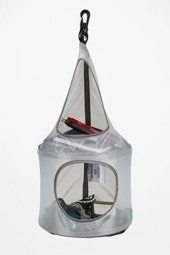 Marmot Birdhouse 2-Shelf Hanging Tent Organizer|-|Organisateur De Tente Suspendue à 2 étagères Birdhouse -Marmot MAR 37890 7E 7Ealt 20Steel 20Onyx 23f0c5f6 9126 4784 9d6a facb136ba8ca